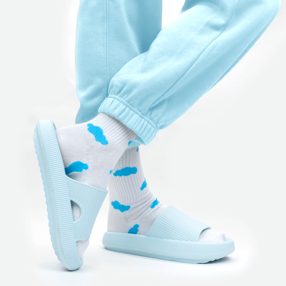 Is It OK to Wear Socks with Slides? Cloud Slides