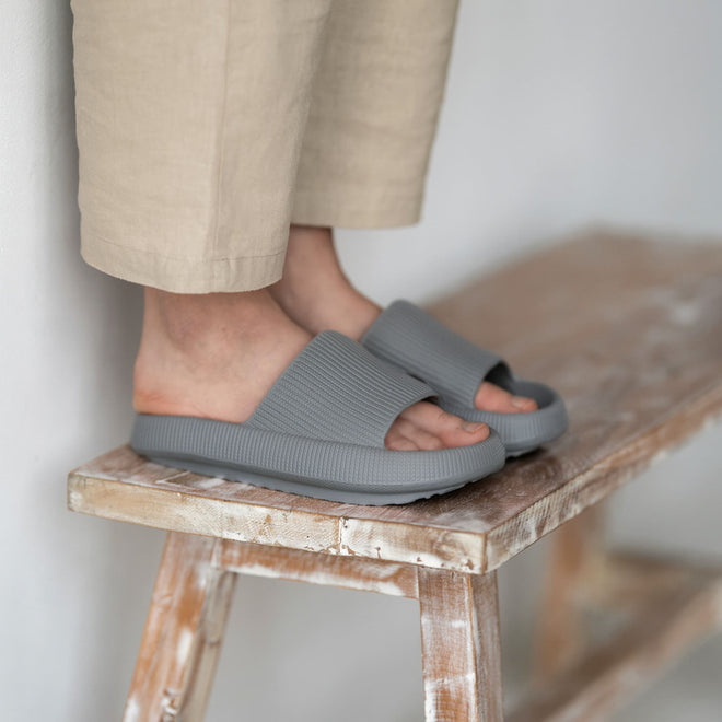 Cloud Slides - Grey